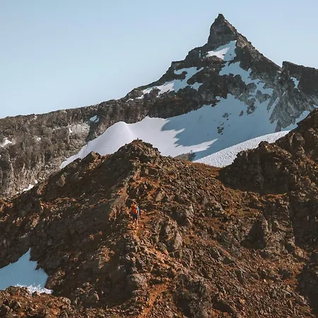 아파트 Cozy And Among Locals