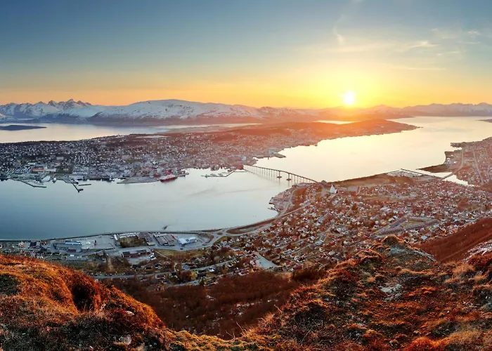 Cozy And Among Locals *