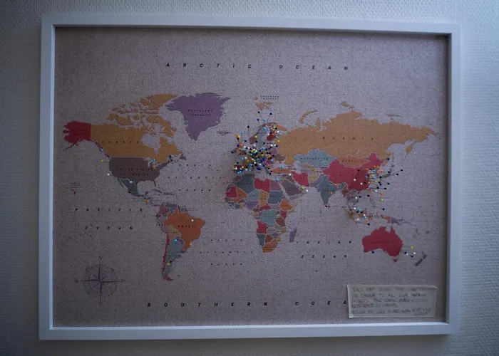 Cozy And Among Locals